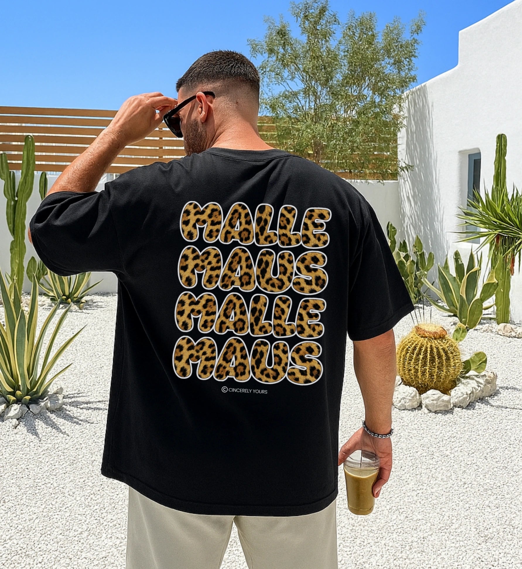 Stylisches Mallemaus Shirt Gruppenoutfit für Damen und Freundinnen als perfektes JGA Shirt für den Sommerurlaub und Partys an der Playa