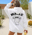 Cincerely Yours Malle Maus Hoodie in Weiß mit Rückenprint für den Mallorca Urlaub und Mädels Trip, Rückansicht einer Frau.