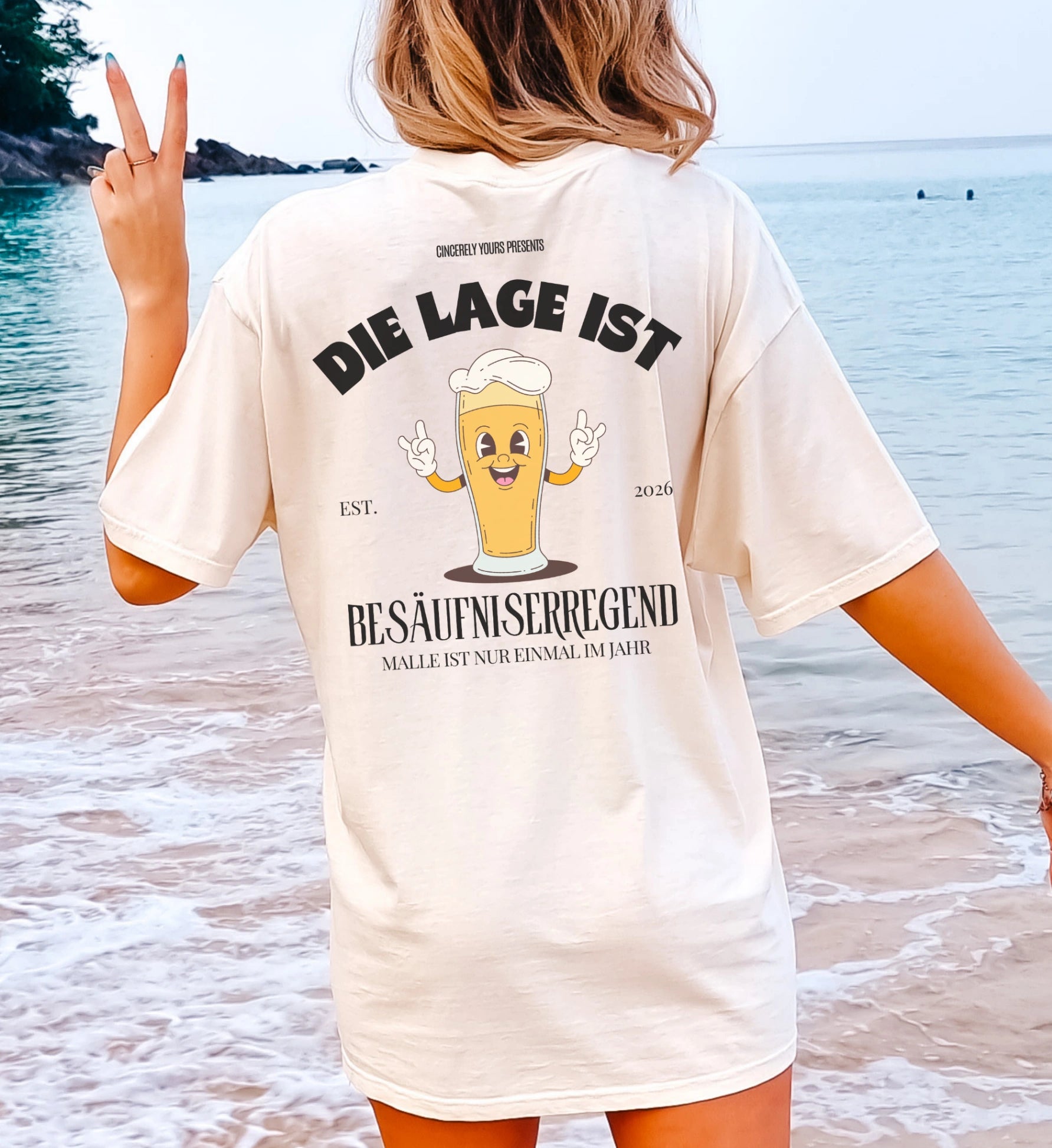 Rückansicht des personalisierbaren Party Shirts von Cincerely Yours ideal für Gruppen und Malle Crews die ein einheitliches und lustiges Outfit suchen.