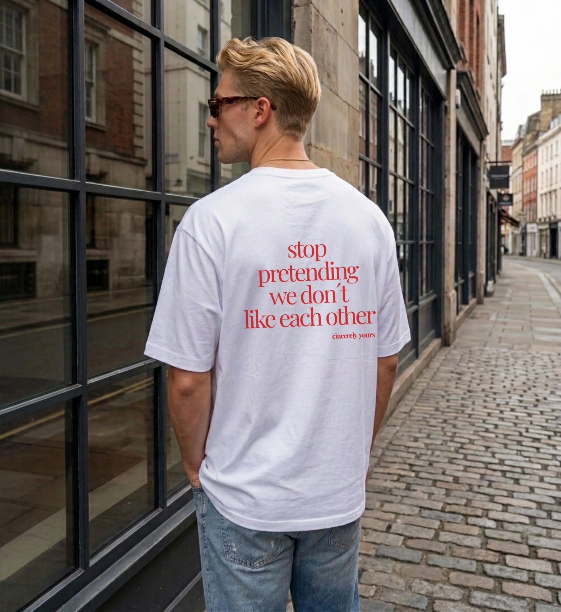 Detailansicht des hochwertigen Prints auf dem feministischen Statement Shirt Damen aus nachhaltiger Bio-Baumwolle mit sarkastischem Spruch.