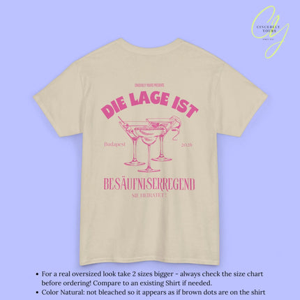 Old Money Bachelorette Party Tee — Die Lage ist besäufniserregend (Customizable) - Cincerely Yours