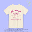 Old Money Bachelorette Party Tee — Die Lage ist besäufniserregend (Customizable) - Cincerely Yours